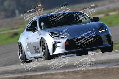 media/Dec-20-2025-Speed Ventures (Sat) [[de63061115]]/Black Group/Sunset (Session3)/